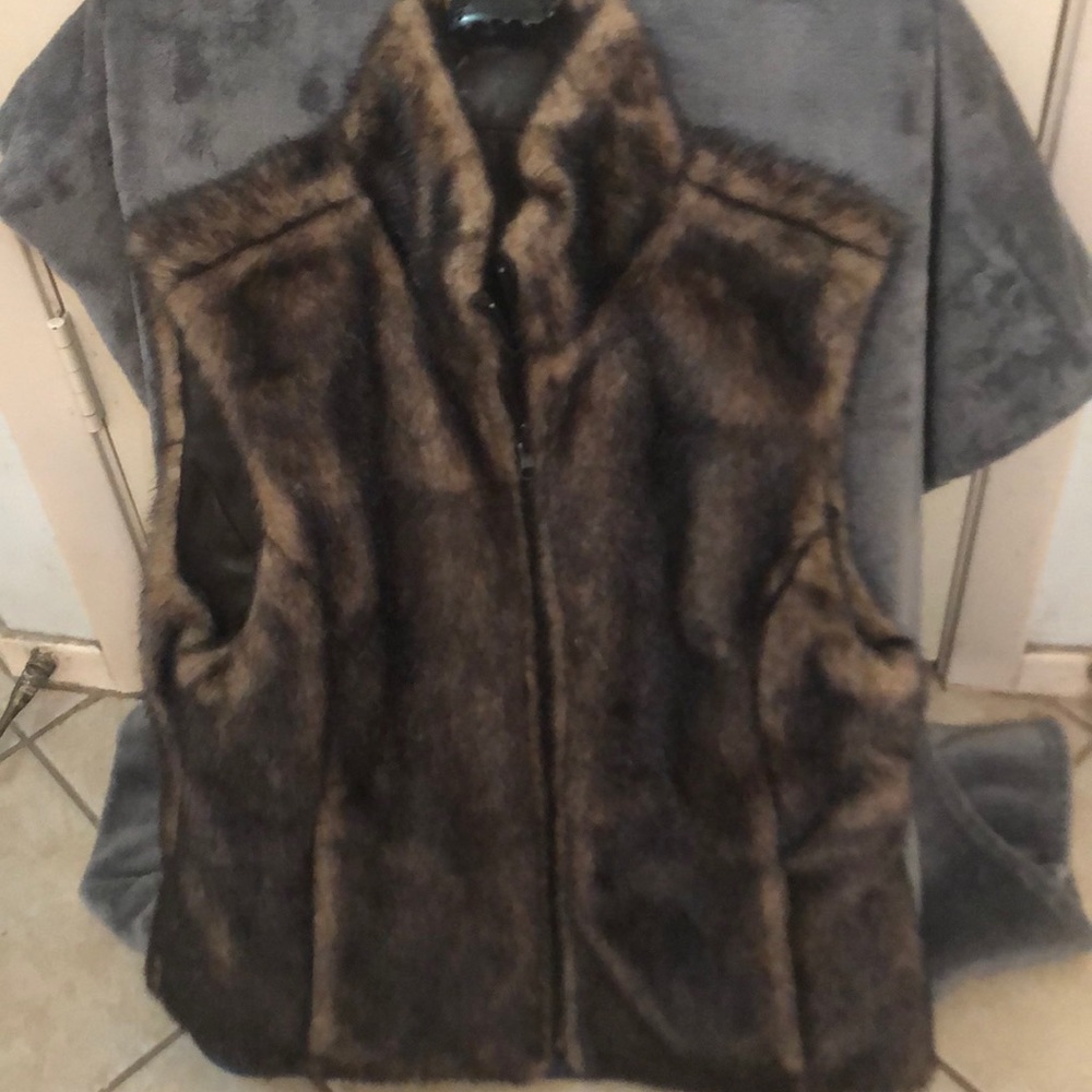 Brown Beaver vest